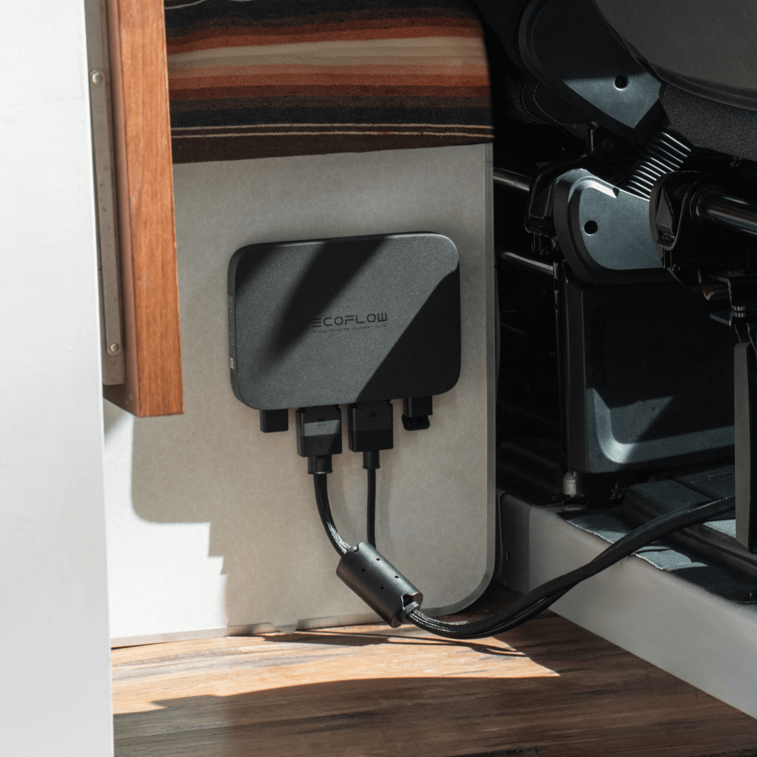 500 W Batterieladegerät [Zubehör]